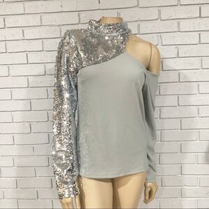 River Island Women’s Asymmetric Sequin Gray Top​​​​​​​​